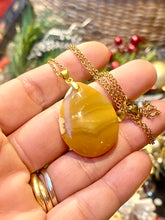 Charger l'image dans la galerie, Pendentif Goutte La Cornaline