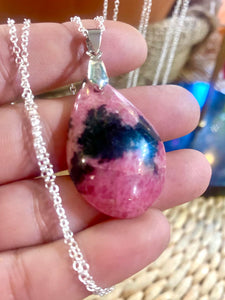 Pendentif Goutte Rhodonite