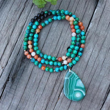 Charger l'image dans la galerie, Ensemble Mala de 108 perles et son bracelet chysocolle , onyx
